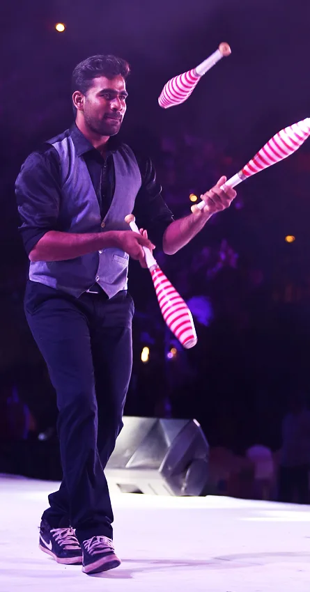 Skilled juggling performance act at event in India – dynamic entertainment by ThrillVeera for parties and public shows