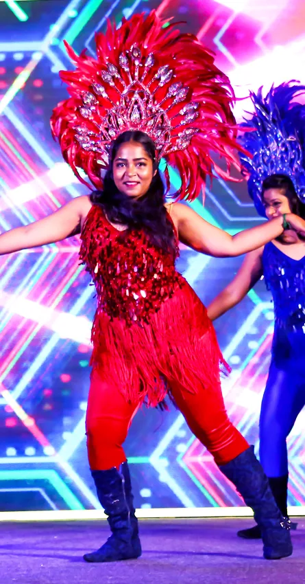 Vibrant samba dance performance at cultural event – high-energy Latin dance act by ThrillVeera Entertainment in India